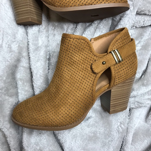 Delicious Tan Perforated Ankle Booties - Picture 3 of 6